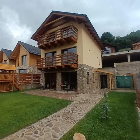 Lenka 657 Chalet Myto pod Dumbierom